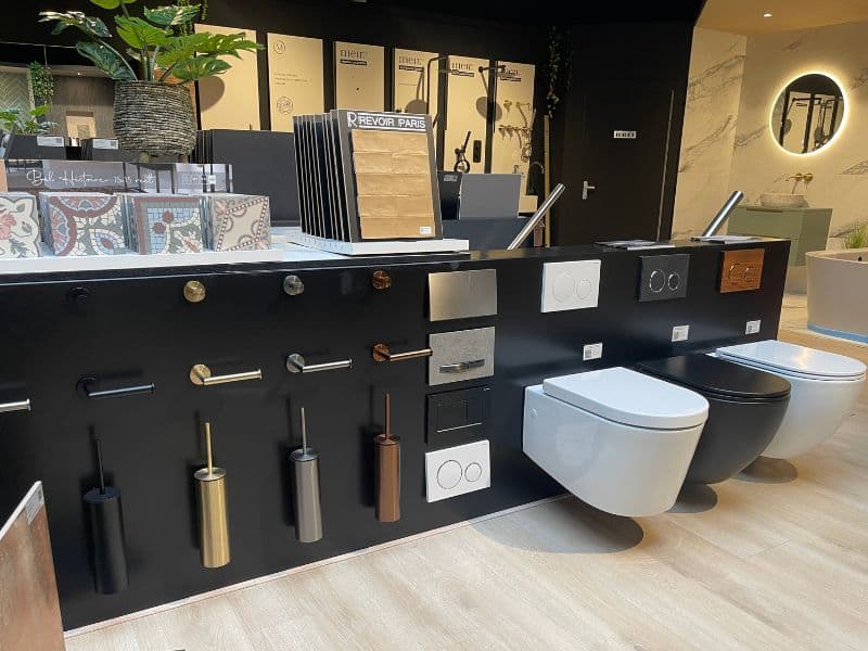Toilet renovatie showroom materialen